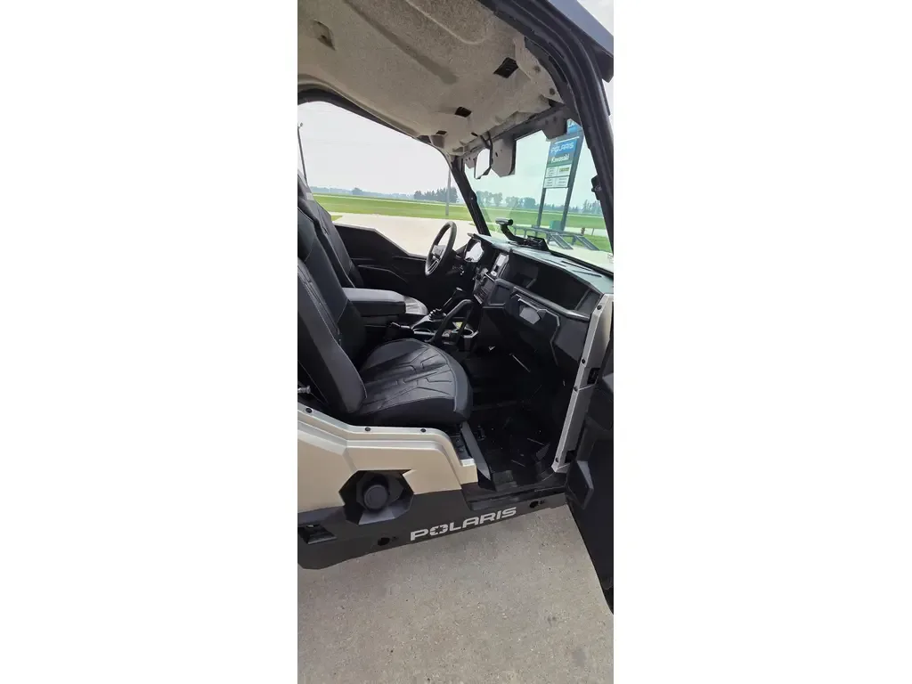 2024 Polaris GENERAL XP 1000 photo 4