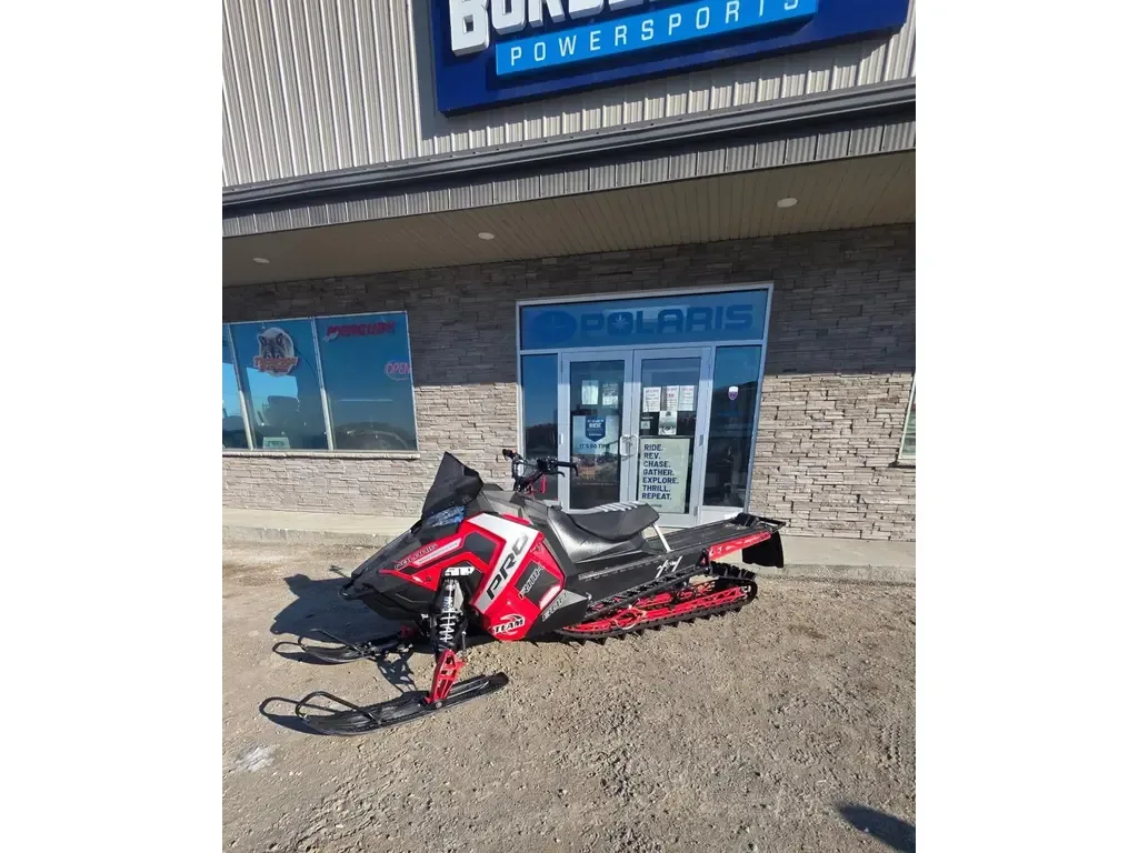 2017 Polaris 800 PRO-RMK 155 3" SC photo 2