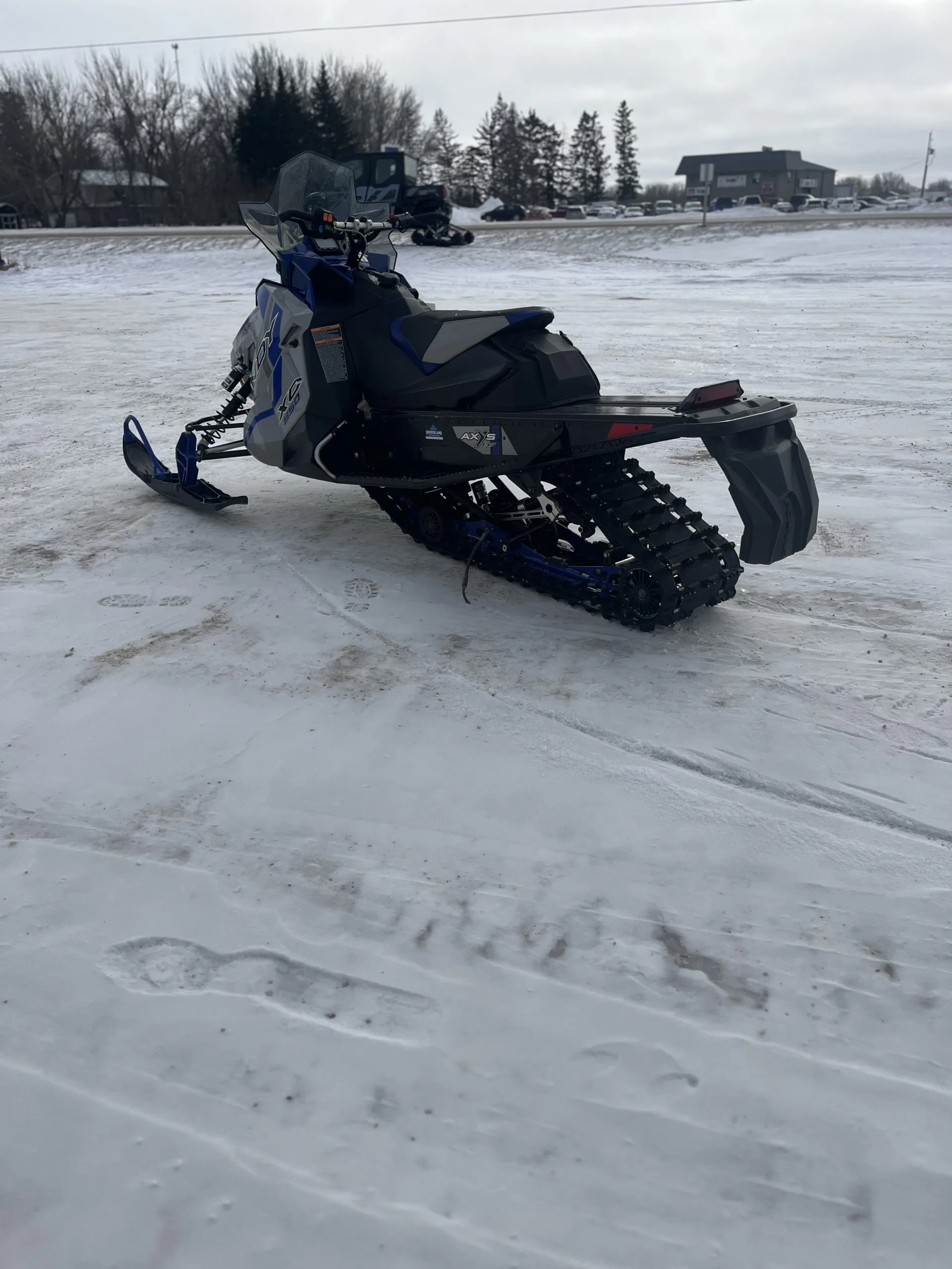 2021 Polaris 850 INDY XC 137 850 INDY XC 137 photo 4