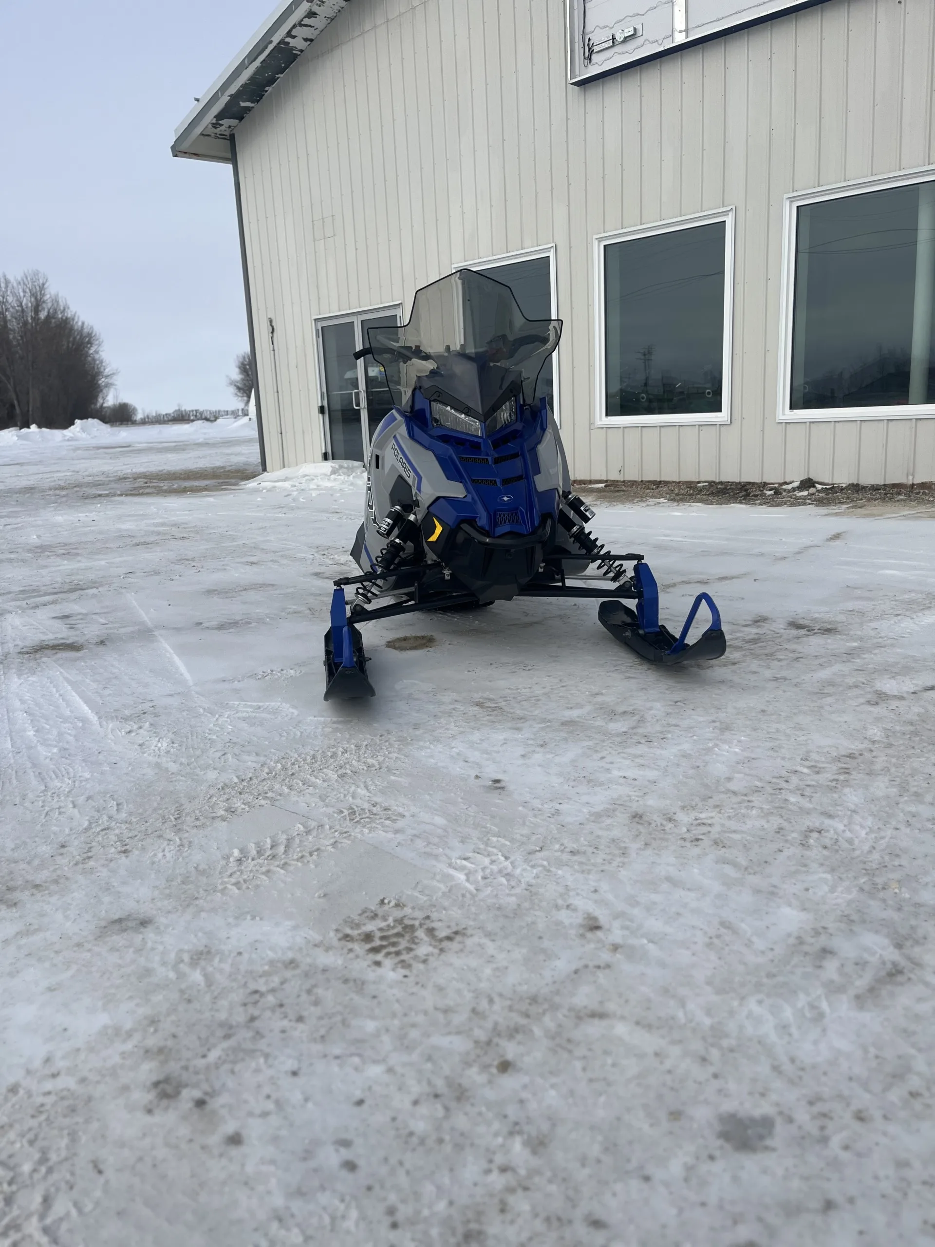 2021 Polaris 850 INDY XC 137 850 INDY XC 137 photo 2