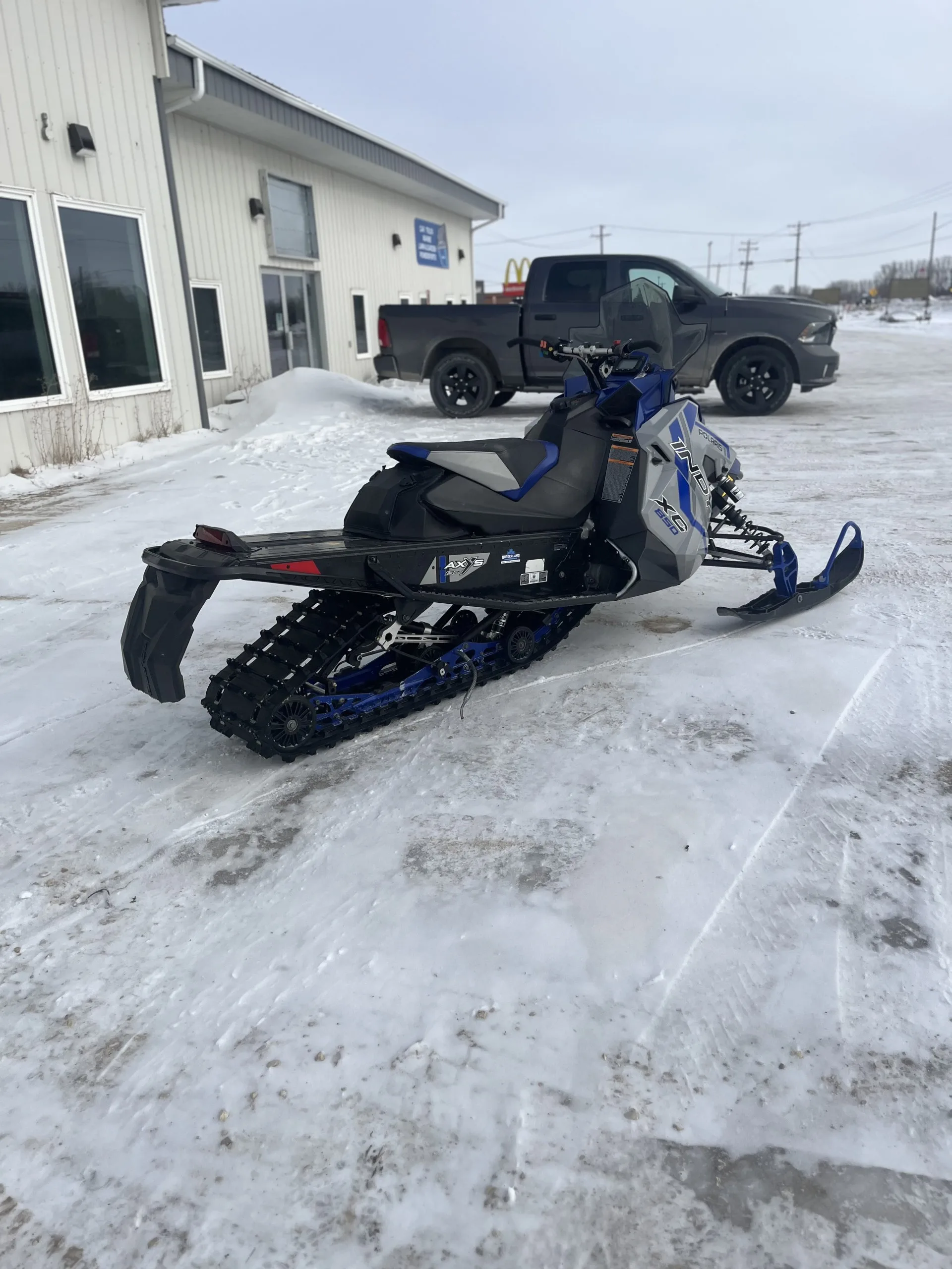 2021 Polaris 850 INDY XC 137 850 INDY XC 137 photo 3